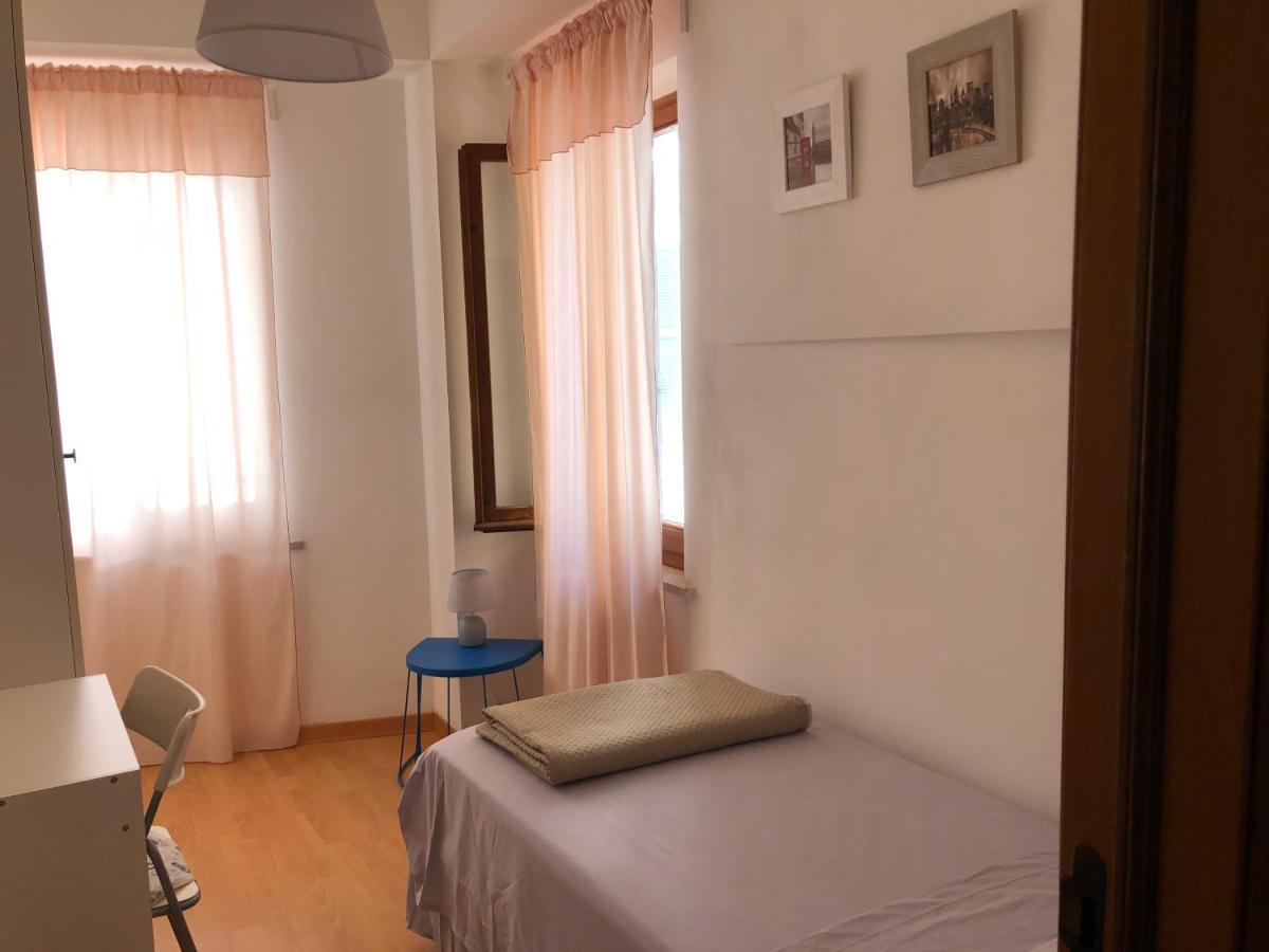 Ankon Apartments Palazzo Mazzini Ancona Bagian luar foto